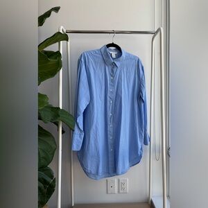 H&M | Striped Blue and White Button Down Long Length Shirt M
